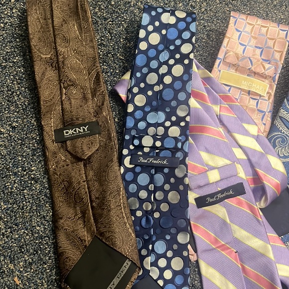 Bundle of me a ties - Picture 4 of 6